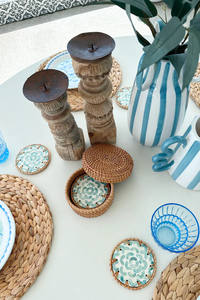 ชุด 4 ชิ้นและผู้ถือ หวายทอมือและแม่มุกฝังจานรองแก้ว หวายทรงกลมสําหรับเครื่องดื่ม - Product Image 6