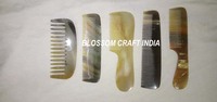 Peigne artisanal en corne de buffle du Moyen Âge, naturel, écologique, antistatique, compact, classique, pour salon, maison, voyage