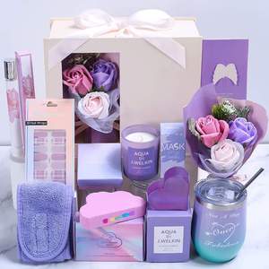 Vente flash Cadeaux de luxe Joyeux <span class=keywords><strong>anniversaire</strong></span> pour elle Pensant à toi Coffret <span class=keywords><strong>cadeau</strong></span> de spa aromathérapie pour soulager le stress - Product Image 1