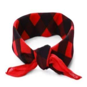 Wholesale Low MOQ Fashion 100% Cotton Reusable <b>Bandanas</b> Custom Logo Silk Screen Printed Sport Headwear Soft Square Bandana Scarf - Product Image 5