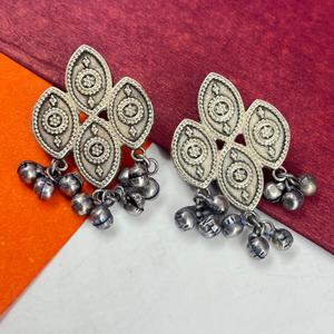 ตุ้มหูแฮนด์เมดสไตล์วินเทจชาติพันธุ์อินเดียออกซิไดซ์ jhumka เครื่องประดับแฟชั่นของขวัญสำหรับผู้หญิงทำจากเงินสเตอร์ลิงและทองเหลือง - Product Image 5