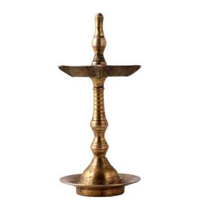 Fabriqué à la main traditionnel Antique or laiton lampe à huile sud indien huile lampadaire pour Temple décoration de la maison SND-942 - Product Image 2
