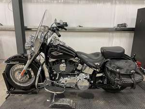 Harley-Davidson d'occasion 2015 ®   FLSTC - Heritage Softail ®   Classique disponible à la vente - Product Image 2