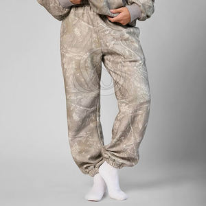 Conjunto Deportivo de Invierno para Hombre, con Capucha, Estampado de Camuflaje, Personalizable con Logotipo, de Alta Calidad y Estilo - Product Image 4