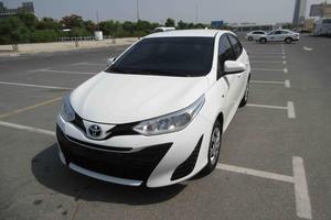 ยาริส XLE มือสองราคาถูก ปี 2020-2022 ขับเคลื่อนสี่ล้อ เบาะหนัง ระบบควบคุมความเร็วอัตโนมัติ  แฮทช์แบ็ก เกียร์ออโต้ กล้อง 360 องศา ไฟ LED จอสัมผัส หลังคาพาโนรามา - Product Image 4