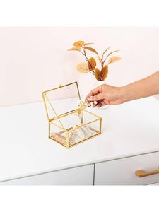 Elegante joyero de cristal de metal hecho a mano de primera calidad con intrincados detalles antiguos, perfecto para las necesidades de almacenamiento con estilo - Product Image 6