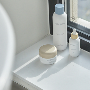 Crème au lait de chèvre biologique aux propriétés éclaircissantes pour le visage Hydratant hypoallergénique naturel pour améliorer le teint terne - Product Image 5