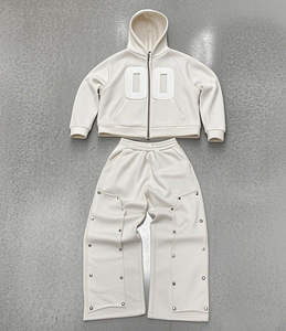 Ensembles de pantalons de survêtement évasés surdimensionnés et sweat à capuche de haute qualité - Product Image 4