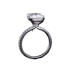 Top Quality Cashion Shape Diamond Ring with Prongs 4.04 carat G color VVS2 Clericity Lab grown Diamond With IGI Certified