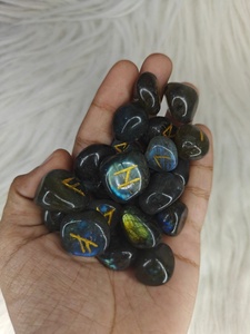 Ensemble de runes en labradorite naturelle, 25 pièces, pierres de divination gravées, ensemble de runes en cristal avec pochette en velours pour la méditation et la pratique spirituelle - Product Image 5