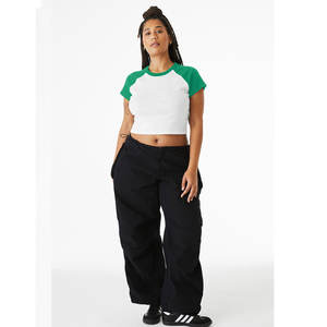 T-shirt Bella Canvas pour femme, col rond, coupe ajustée, anti-rétrécissement, avec appliques 3D batik - Product Image 5