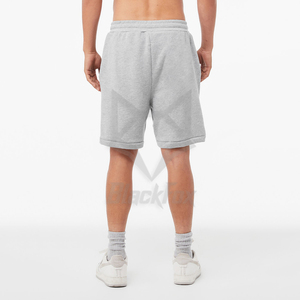 Short de survêtement tissé écologique pour hommes, long cordon de serrage, logo personnalisé, imprimé par transfert de chaleur, vêtements de rue en coton et polyester à motif uni - Product Image 3
