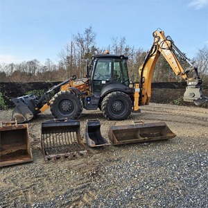 ใช้สำหรับรถตักล้อยาง 695 ST รถแทรกเตอร์ขนาดเล็กพร้อมเครื่องยนต์ JCB ด้านหน้า ปั๊มไฮดรอลิก Moog รุ่น 4CX ปี 2015 น้ำหนัก 9 ตัน - Product Image 1