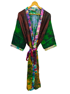 Robe indienne Floral soie Sari Kimono Vintage Sari Robe douce plage Robe de soirée indien fait à la main Kimono en soie - Product Image 2