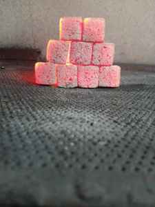 100% Machine à briquettes de coquille de noix de coco de qualité supérieure biologique longue combustion indonésie Briket pour narguilé Shisha 100% charbon de bois - Product Image 6