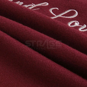 เสื้อแจ็คเก็ตหนังและขนสัตว์สไตล์วาร์ซิตี้สำหรับฤดูหนาว ราคาขายส่ง ลดราคาพิเศษ คอตั้ง ปักโลโก้ด้านหน้า ดีไซน์ปรับแต่งได้ เป็นมิตรกับสิ่งแวดล้อม - Product Image 6