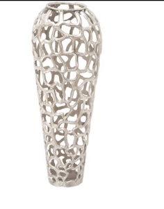 Una maceta de aluminio finamente elaborada añade resistencia, estética moderna y belleza duradera a los espacios habitables. - Product Image 2