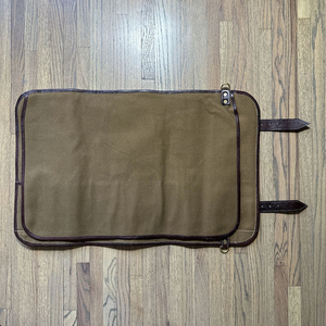 Sac de rangement pour couteau en cuir avec doublure intérieure protectrice, design durable personnalisable pour le rangement en voyage - Haute qualité - Product Image 5