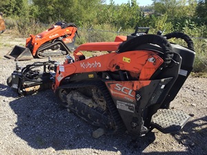 Kubota SCL1000 d'occasion Offres Spéciales Mini chargeuse compacte à dérapage Conception de chargeuse compacte efficace Livraison rapide en stock - Product Image 2