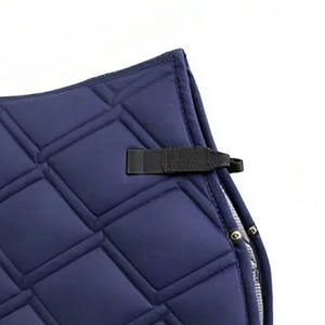 Tapis de selle matelassé en coton robuste, résistant à l'usure, pour l'entraînement quotidien, tapis d'équitation polyvalent pour les clubs équestres - Product Image 2