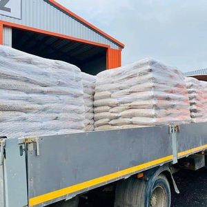 Granulés de bois en forme de bâtonnets, granulés de bois naturels en sac pour système de chauffage, usage industriel, briquettes de combustible haute densité - Product Image 6