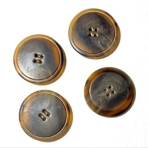 Botones de Cuerno de Búfalo Natural al por Mayor, Acabados y Coloridos para Accesorios de Ropa, Alta Calidad - Product Image 1