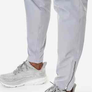 เสื้อวอร์มกันลมมีฮู้ดปรับได้3ชั้นมีซิปด้านหน้าผ้าทอกันน้ำแห้งเร็วระบายอากาศได้ดี - Product Image 5