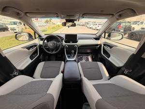 Toyota RAV4 XLE 2025 Usata, Guida a Sinistra, 2.5L V4, 2627 Miglia, Benzina, Automatica, SUV |   Pronto per l'esportazione - Product Image 2