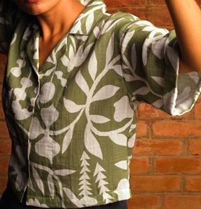 Blusa Corta de Lino para Mujer, Manga Corta, Botones, Estampado de Plantas, Cuello Camisero, Casual, Transpirable, Corte Holgado, Estilo Primavera-Verano - Product Image 4