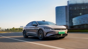 Byd Han 2025 Dm-i 121km Premium Dual Mode New Energy Vehicle Voitures électriques d'occasion Ev - Product Image 4