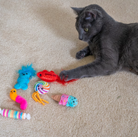 Lot de 6 jouets en peluche pour chat, adorables jouets en forme de bonbons et de glaces avec plumes et papier froissé, jouets interactifs à mordre et à mâcher