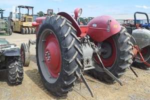 MASSEY FERGUSON 210-4 Tractor Usado - Product Image 5