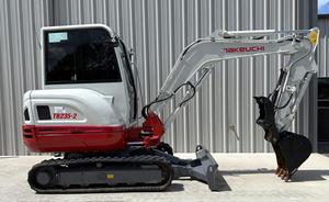 ENVÍO GRATUITO Takeuchi, miniexcavadora de 3,5 toneladas 25HP con certificación CE EPA, Eaton, cilindro hidráulico, bomba de Motor, caja de cambios PLC - Product Image 6