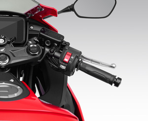 มอเตอร์ไซค์สไตล์สปอร์ตเรซซิ่งขนาดกลาง 450–500 ซีซี - Product Image 3