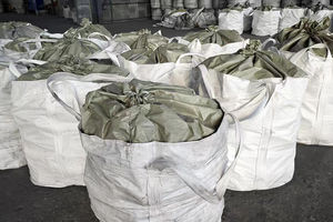 Briquettes/Boulets de Ferro Silicium (Faible Teneur en Alumine) de Haute Qualité - Meilleure Qualité d'Origine USA pour Métaux et Produits Métalliques - Product Image 5