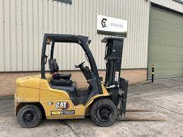 Gran oferta, carretilla elevadora CAT de 3 toneladas usada y nueva (FD30), bomba de motor y componentes de Motor incluidos, llegó a la venta - Product Image 6