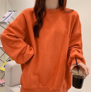 เสื้อสเวตเชิ้ตสีพื้นแบบกำหนดเอง ทรงหลวม สไตล์ลำลอง เสื้อฮู้ดดี้คอกลมสำหรับผู้หญิง - Product Image 4