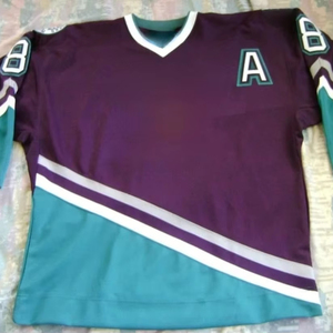 Uniforme de hockey personalizado de alta calidad con logotipo personalizado - Product Image 1