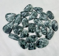 Cabochons de séraphinite de pierres précieuses de haute qualité taille libre forme mixte Cabochons lisses non coupés de seraphine prix de gros,