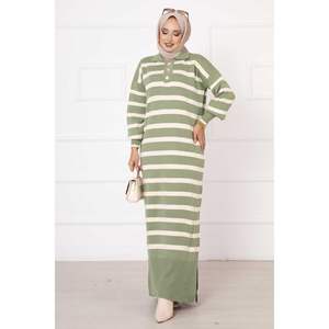 ชุดเดรสถักกระดุมมิ้นท์ - Product Image 3