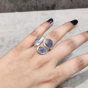 Bague pour femme en Tanzanite naturelle, pierre de naissance de décembre, bague ajustable à trois pierres, bijoux faits à la main, bague en argent sterling 925 - Product Image 5