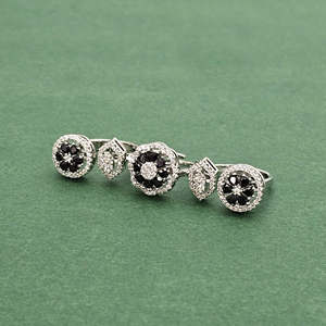 Designer Belle bague classique CZ avec bagues de mode plaquées rhodium - Product Image 1