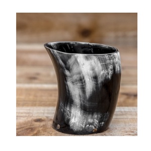 Tasse en corne et verre fait à la main authentique patrimoine artisanal rustique poli ensemble de style médiéval parfait pour les fêtes bar et décor - Product Image 5