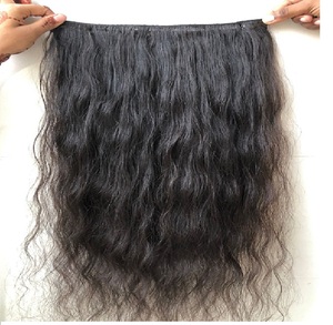 Top Produit Vente Chaude 100% Temple Indien Brut Non Transformé 28 "(100 Grammes) Clip Ondulé en Extension de Cheveux Humains Noir pour les Femmes Vendeur - Product Image 6