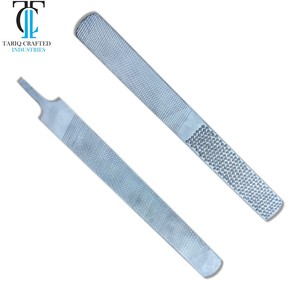 Râpe à sabots de qualité export, outil professionnel de sablage et de soin des sabots pour chevaux, TARIQ CRAFTED INDUSTRIES - Product Image 1