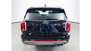 Vehículo Usado 2025 Limited AWD, Bajo Kilometraje, Transmisión Automática, Asientos de Cuero, Sin Accidentes y Listo para Usar - Product Image 4