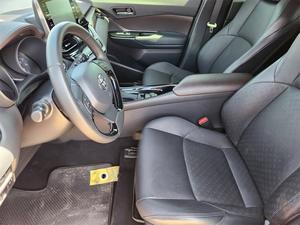 2019โตโยต้า CHR จำกัดไฮบริด-สปอร์ต, ระยะต่ำ, SUV ไฮบริดประหยัดน้ำมัน, จัดส่งเร็ว-ซื้อวันนี้! - Product Image 5