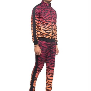 Conjunto de chándal pesado de diseñador lavado ácido personalizado para hombres, ropa de calle de invierno, chándal con capucha con técnicas impresas - Product Image 3