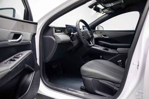 Nuevo Certificado, Kilometraje Cero/Km, Impecable y Elegante, Color Blanco, Modelo 2025, Qin Plus DM-i Progressive, Sedán Híbrido de 1.5L - Product Image 3