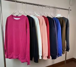 Sudadera con capucha corta de verano para mujer, tela de algodón ligera, fabricante de impresión personalizada OEM - Product Image 2